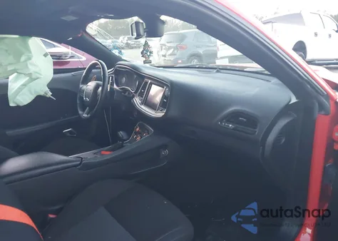 2022 Dodge Challenger Gt z USA, uszkodzony, nr VIN 2C3CDZJG0NH109437